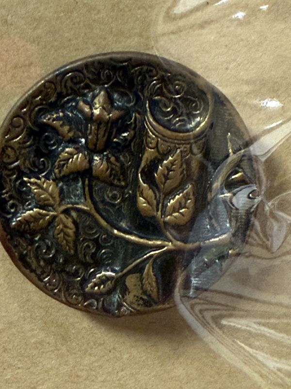Victorian large Metal picture Button Floral