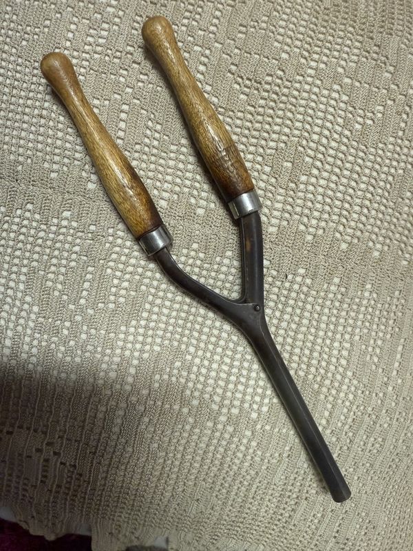 Victorian Curling Iron