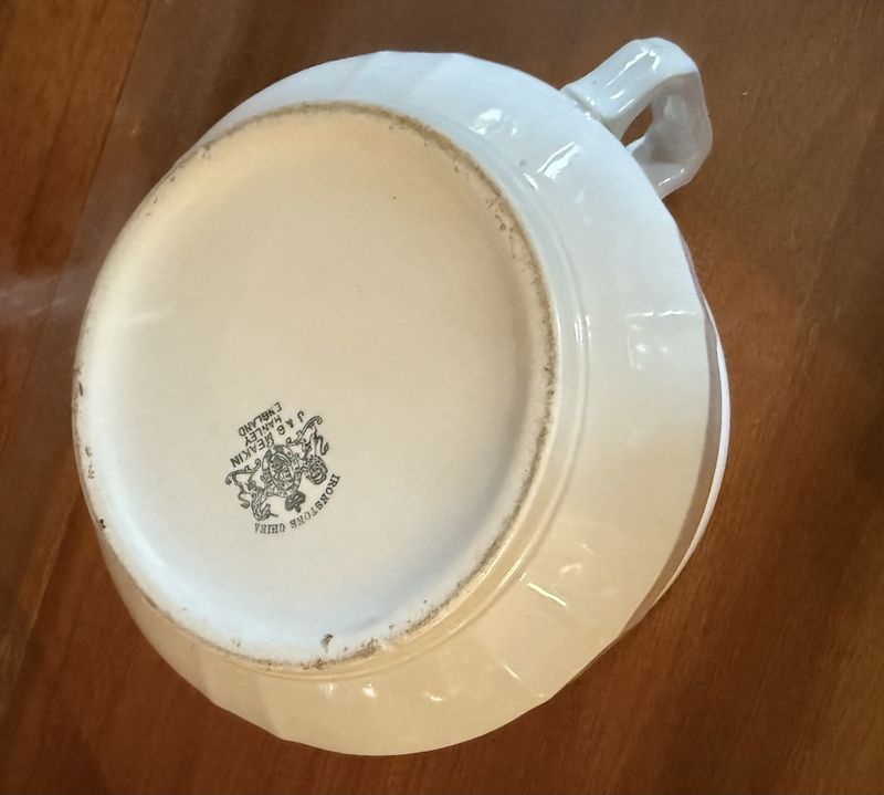 Iron Stone Chamber Pot English