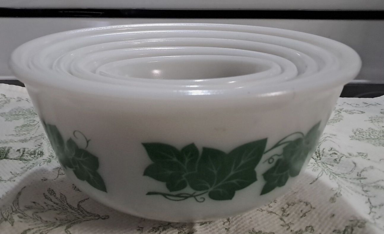 4 Atlas Hazel Green Ivy Bowls 7”, 6” x 2, 5”