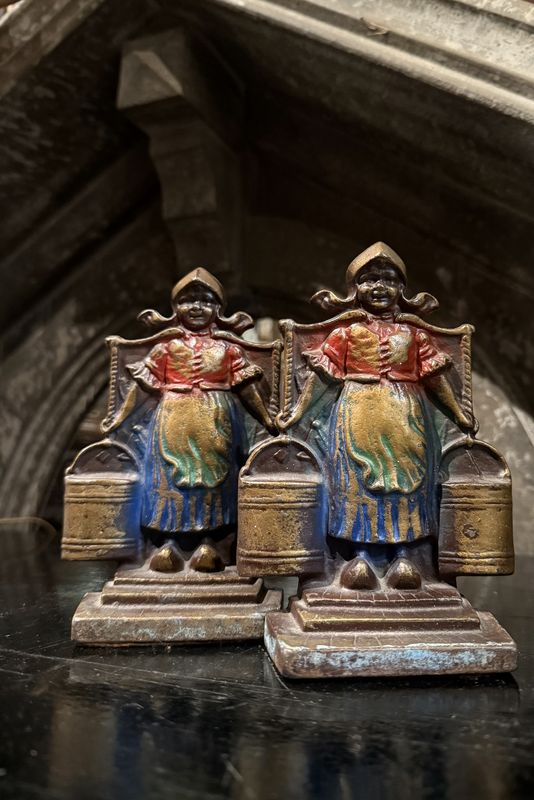 Dutch Girl Bookends