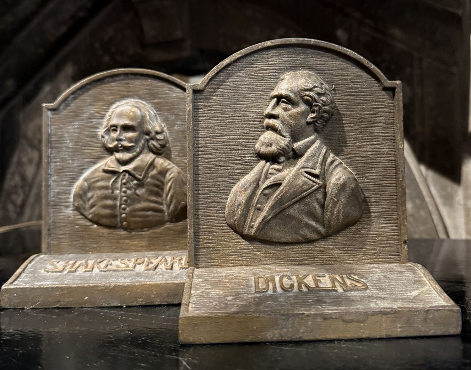 Dickens and Shakespeare Bookends