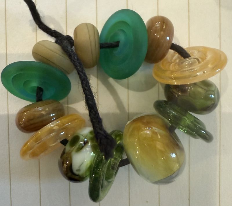 Hand Made Lamp-work Glass Beads Strand of 13 Beads
