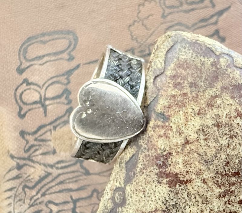Victorian Gold and Woven Hair Ring w/Heart