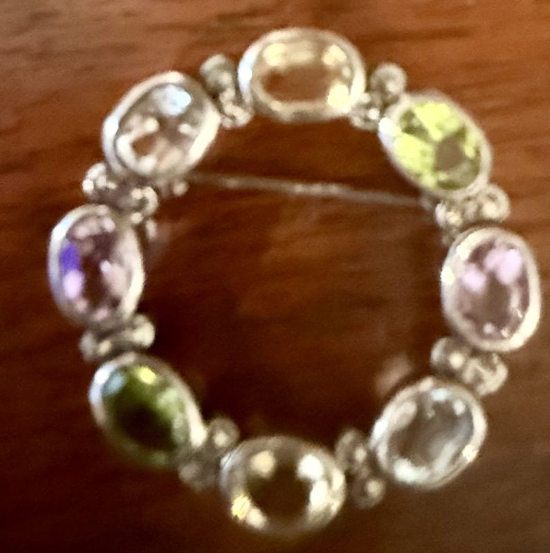 925 Sterling and Semi Precious Gem Wreath/Circle Brooch