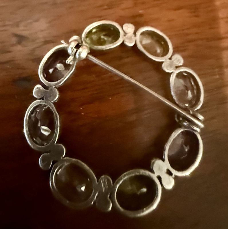 925 Sterling and Semi Precious Gem Wreath/Circle Brooch