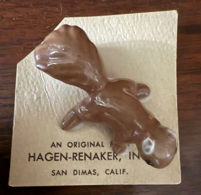Vintage MiniaturePorcelain Squirrel Hagen-Renaker on Card