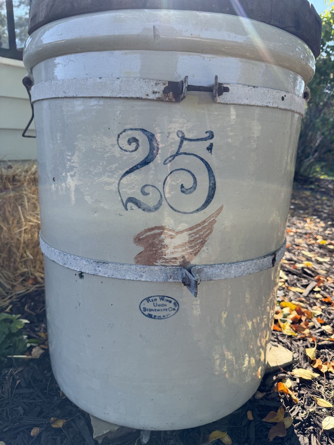 25 Gallon Red Wing 1915 Crock with Metal Bands and a Heavy Wooden Lid Hairline Cracks