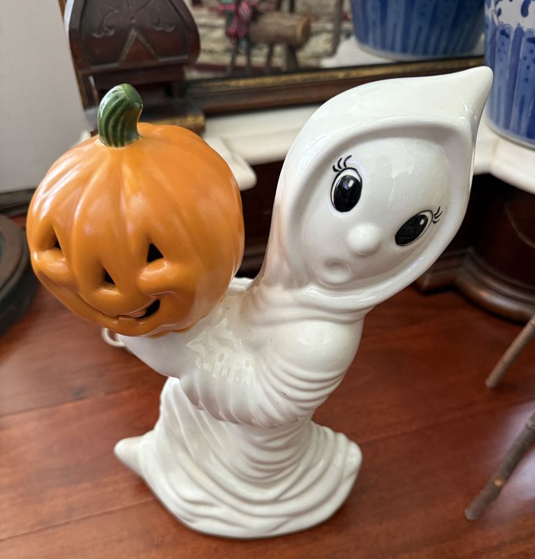 Vintage Ceramic Ghost with Jack O&#39; Lantern Halloween Lamp
