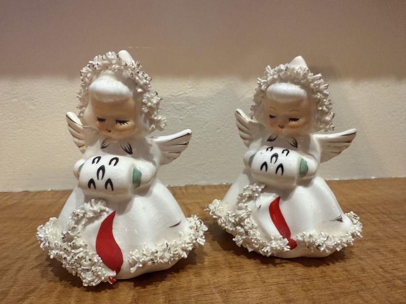 Vintage Mid-century Salt and Pepper Christmas Angels 1959 Holt Howard