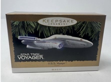 Hallmark Christmas Star Trek Voyager  U.S.S. Ornament 1996 New in Original Box With Paperwork