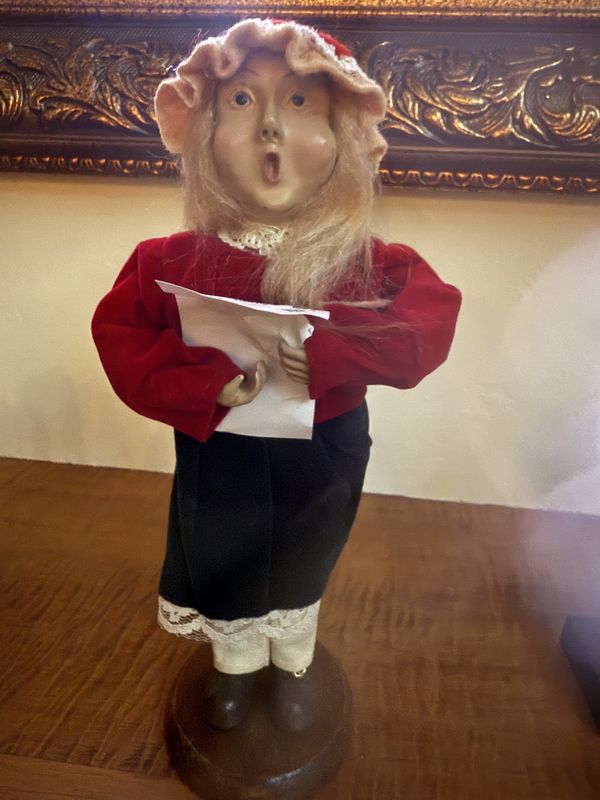 Byers Choice Caroler Girl Christmas