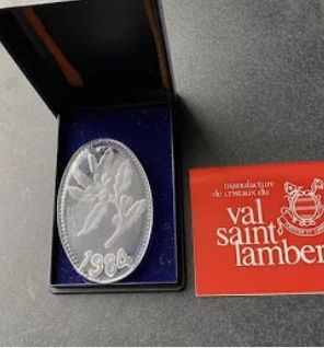 1984 Crystal Christmas Ornament Val Saint Lambert Holly in Original Packaging