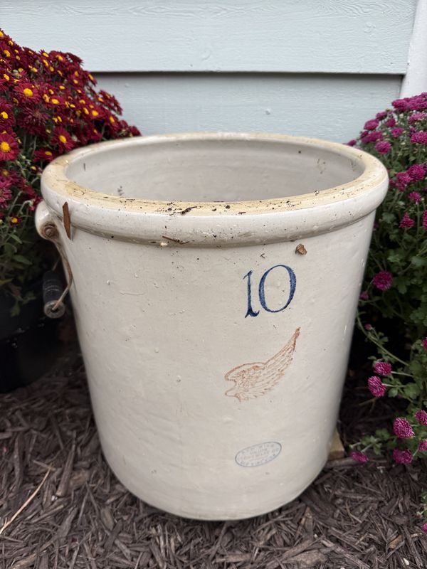 10 Gallon Red Wing Stoneware Crock