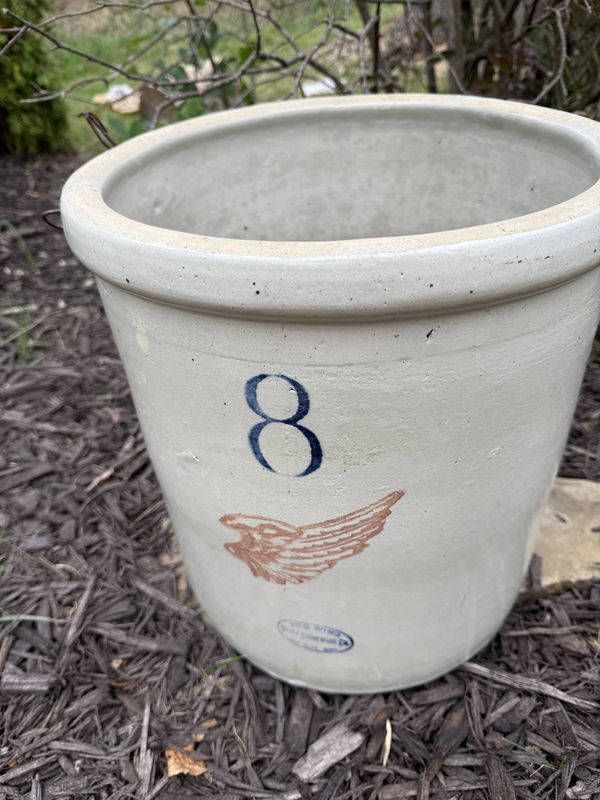 8 Gallon Red Wing w/ Bail Handles