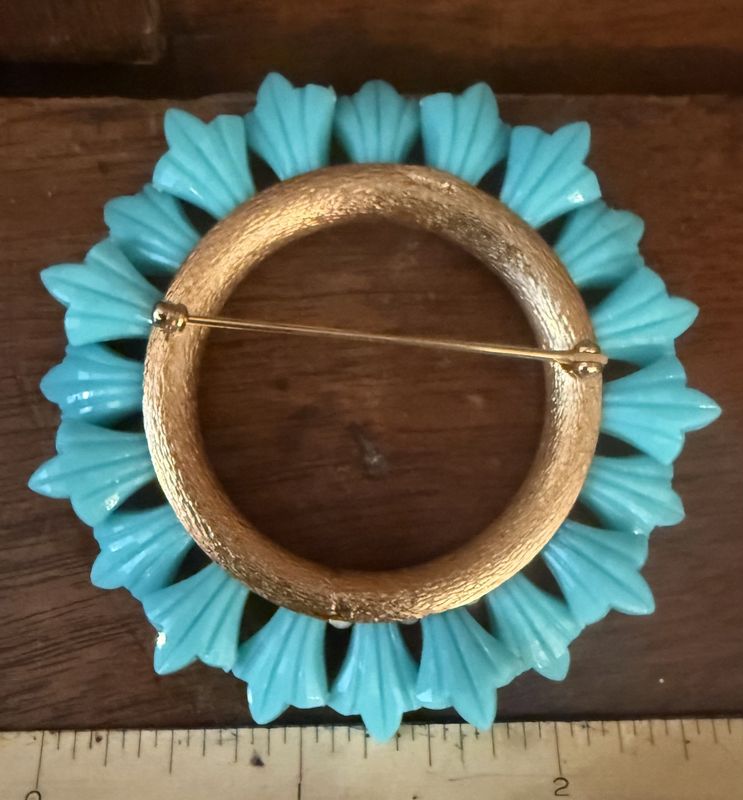 Vintage Napier Gold Tone and Turquoise Colored  Pieced Brooch