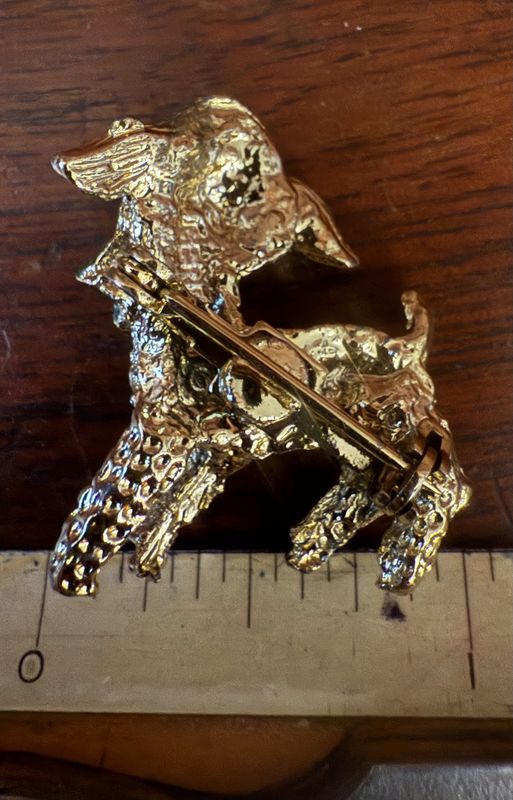 Gerry's Lamb Brooch w/rhinestone Eyes