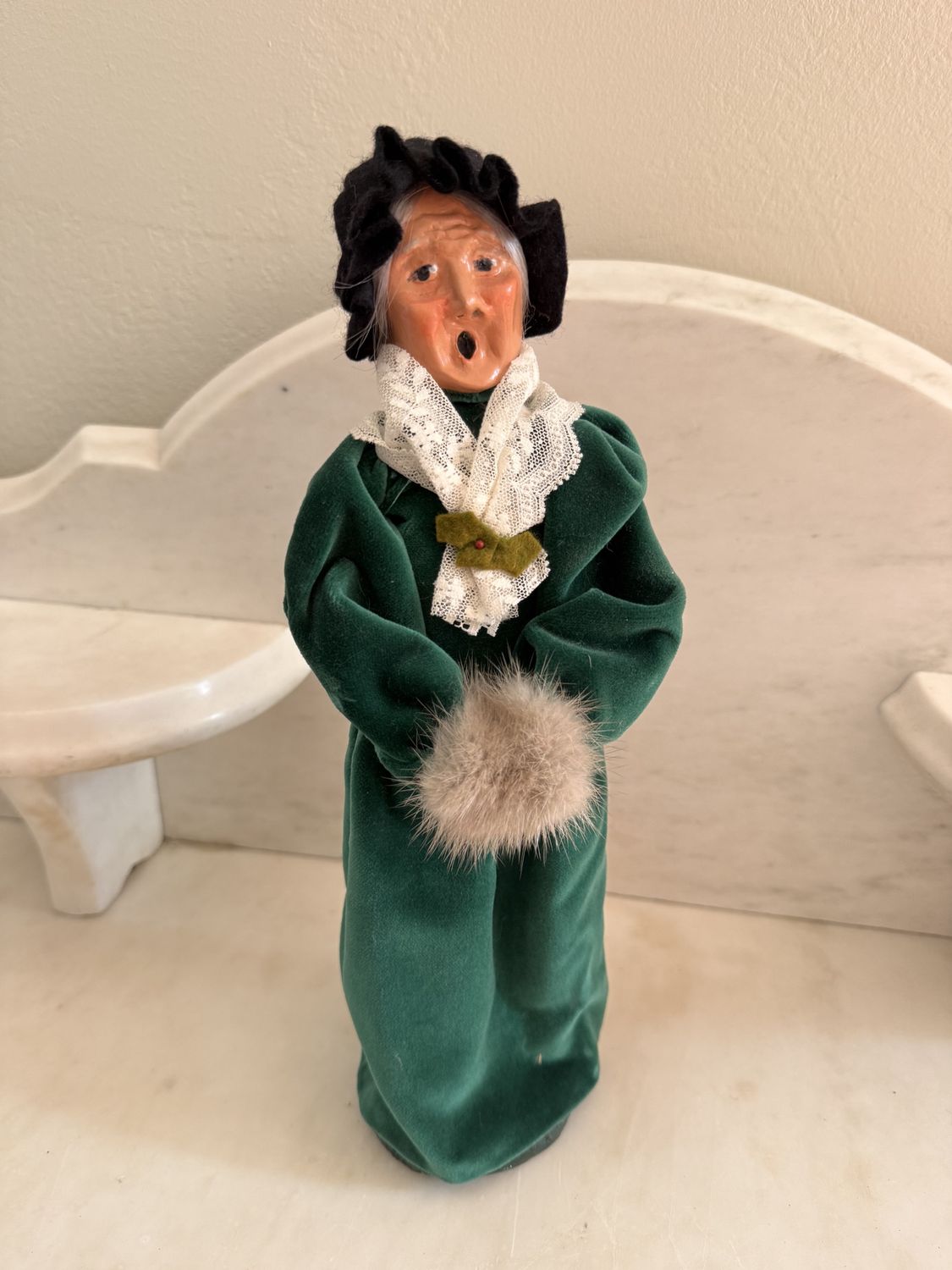 Vintage Christmas Byers&#39; Choice Caroler Adult Woman with Music Scroll Green Velvet Dress