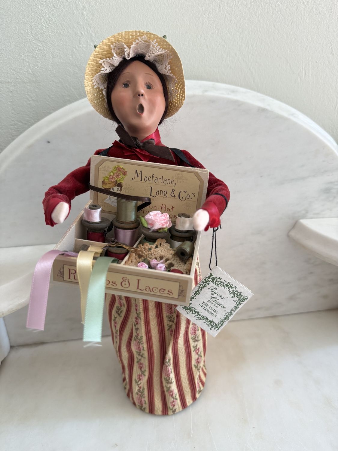 1992 Cries of London Ribbon and Trims Vender Vintage Christmas Byers&#39; Choice Caroler