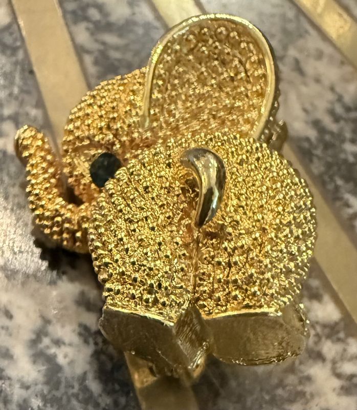 Gold Tone Elephant w/Blue Rhinestone Eye Rear View Brooch