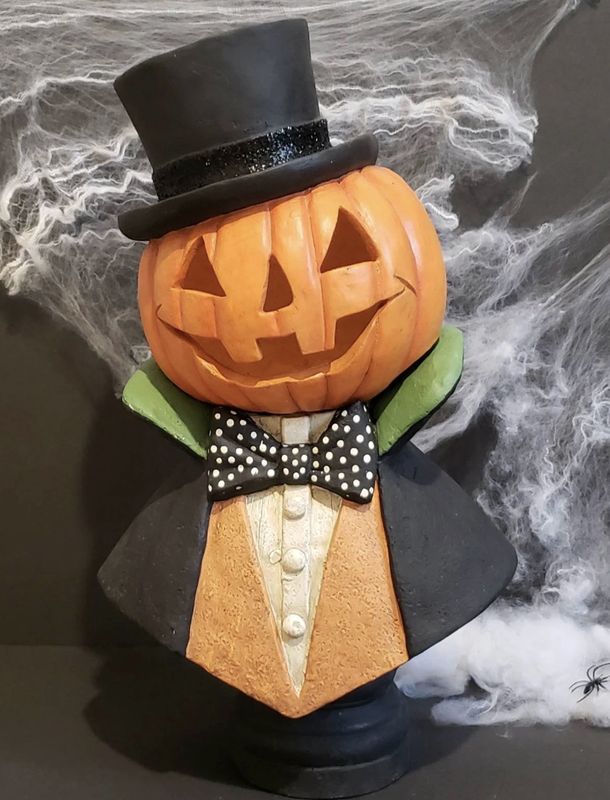 Elegant Halloween Bethany Lowe Mr. Hall O&#39;Lantern Pumpkin Bust, Illuminates