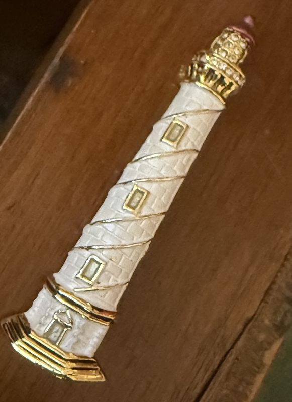 Beautiful Lighthouse Brooch Enamel and Rhinestone