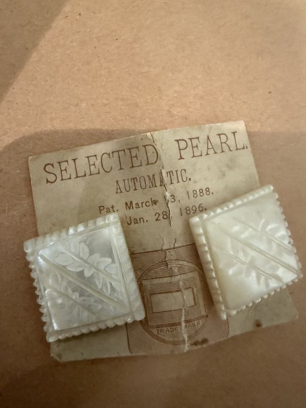 Pair of Carved Mother of Pearl Collar or Cuff Buttons on original Card 1896