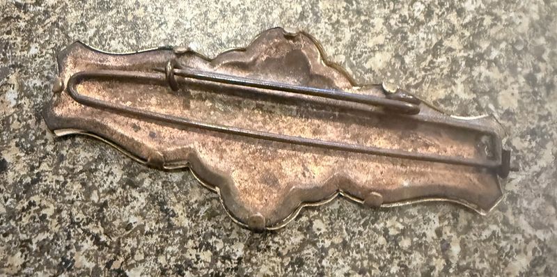 Clasped hands Victorian Ribbon Holder Brooch