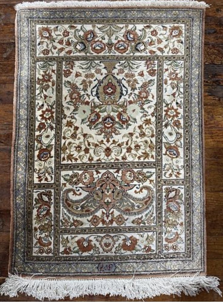 Silk Isfahan Rug/Mat Silk on silk Persian Isfahan