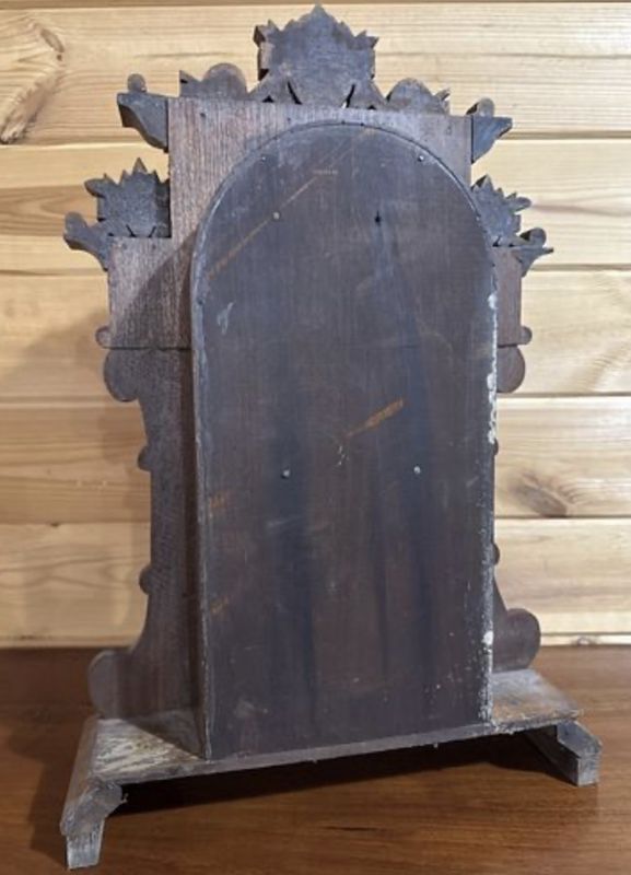 Victorian Gingerbread Clock