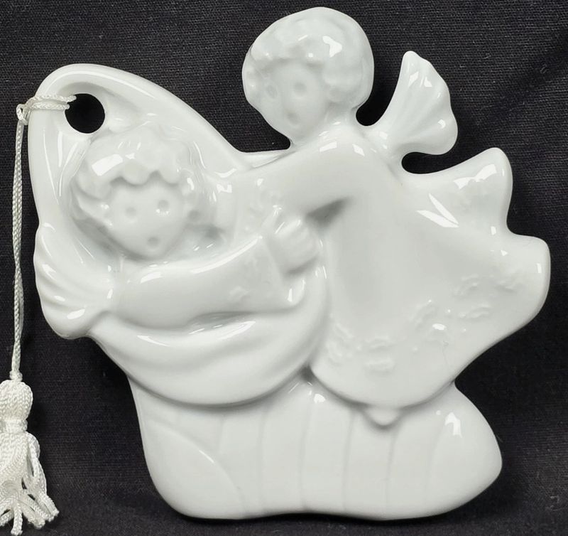 Haviland  Limoge 1990 Christmas Ornament Angels France