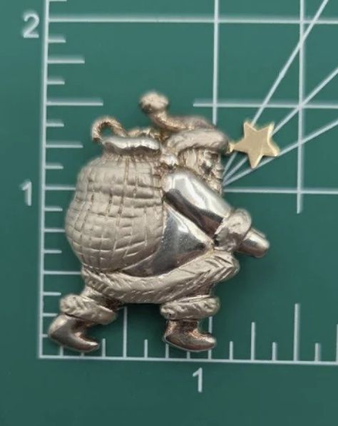 B. A. Ballou &amp; Co. 925 Sterling Silver and 14Kt Vintage Santa Claus Pin Brooch