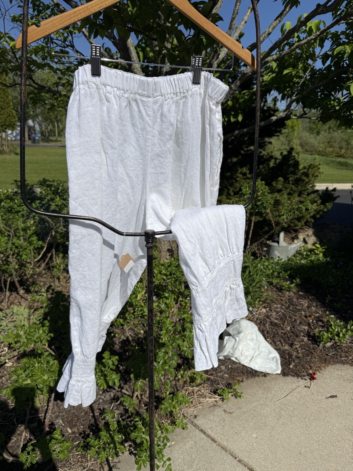 Heart's Desire Bloomer Linen White medium