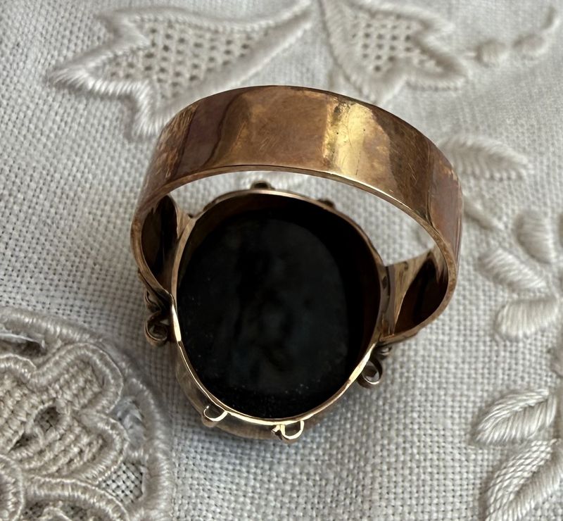 Victorian Onyx Diamond 14k Rose Gold Cameo Ring