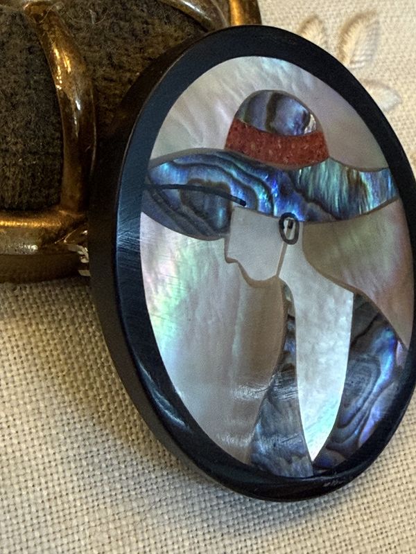 1970s Inlaid Mother of Pearl Abalone Cameo Brooch