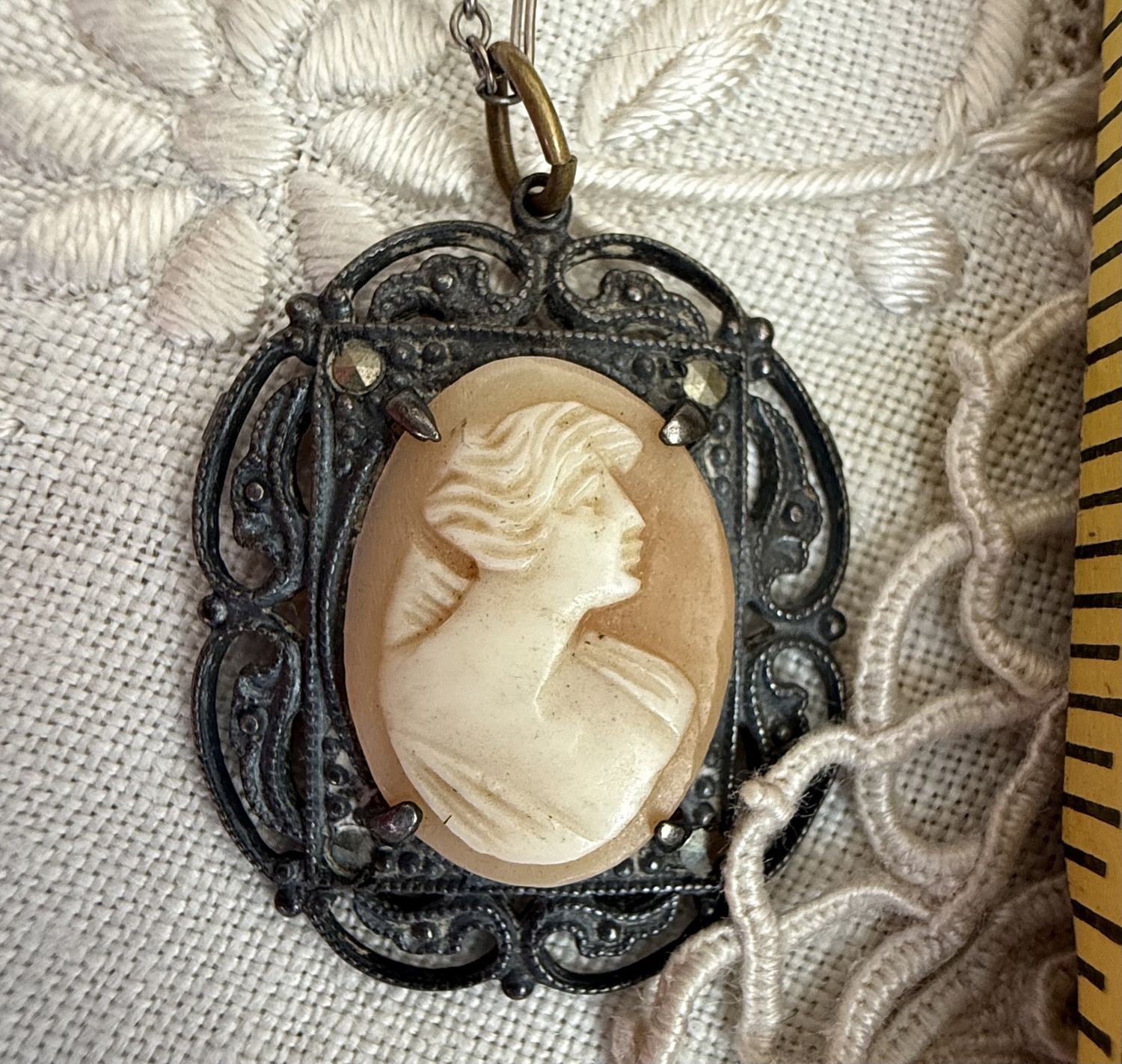 Edwardian Sterling Shell Cameo paperclip Chain Necklace