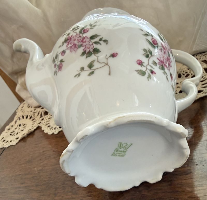 Vintage Wawel Porcelain Coffee or Cocoa Pot Roses Poland