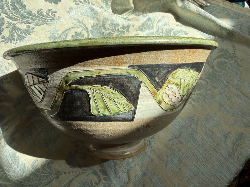 Door County, WI Jean Aurelius Clay Bay Pottery Large Bowl 1980 Signed