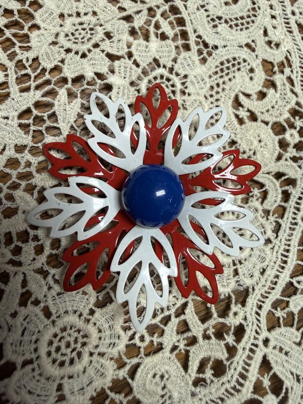 Vintage Mid century Enamel Painted Patriotic Flower Brooch