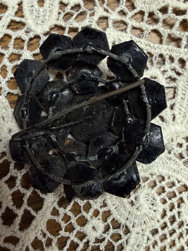 Victorian Jet Neckerchief  Slide