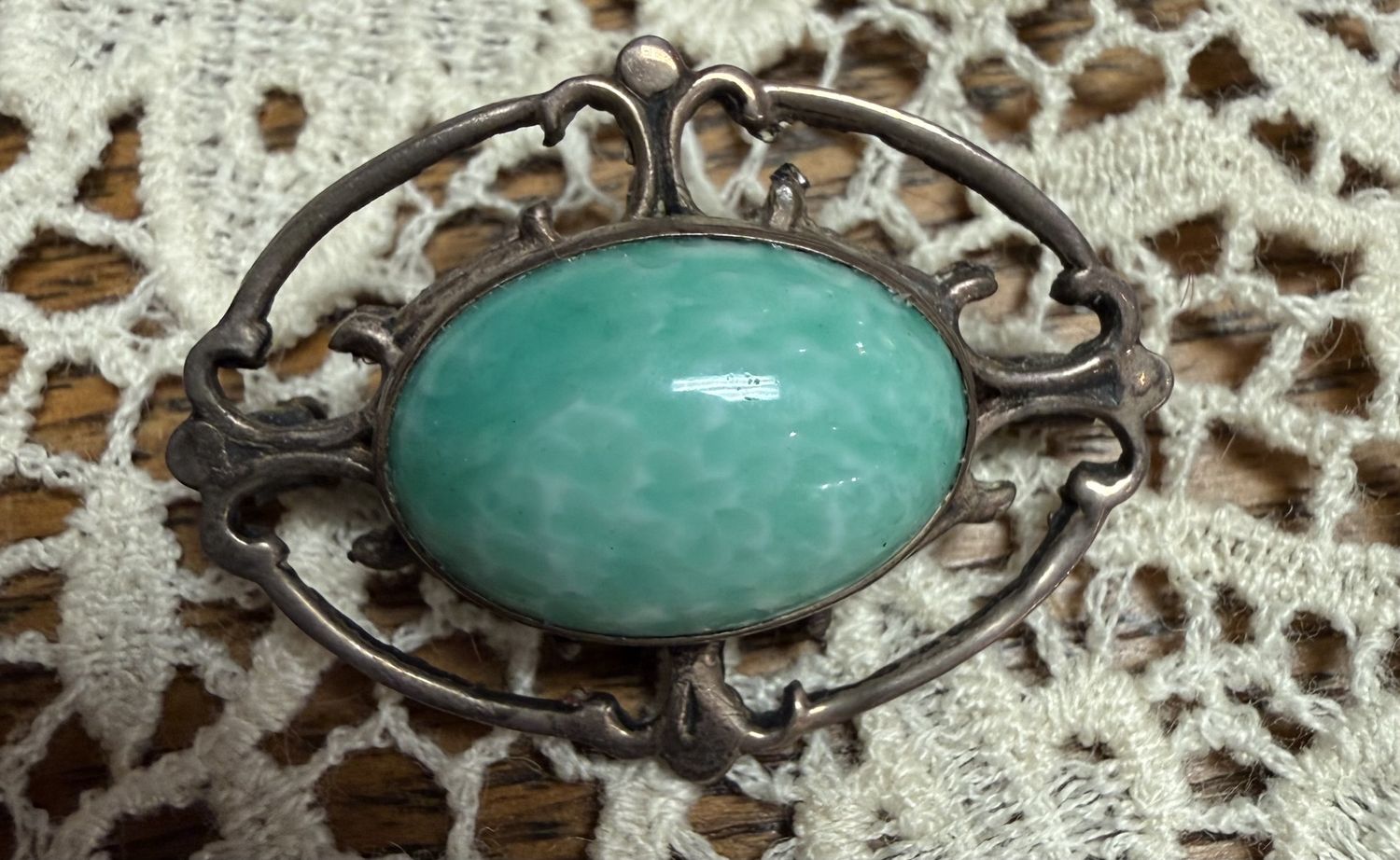 Antique Peking Glass Victorian Brooch C-Clasp