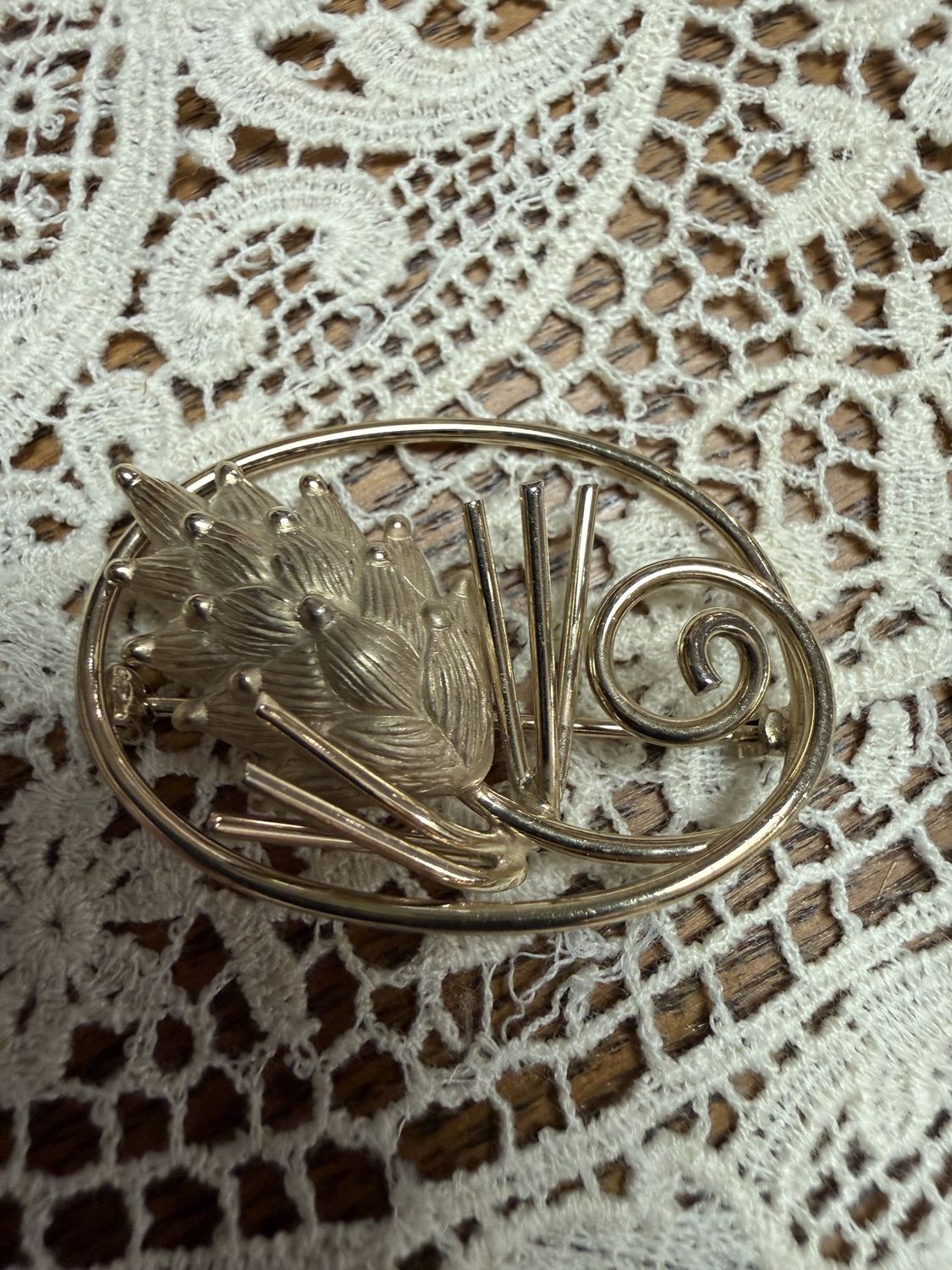 12Kt Gold Plated Pinecone Scatter Pin Brooch AC