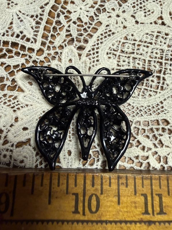 Black Rhinestone Vintage Weiss Butterfly Brooch