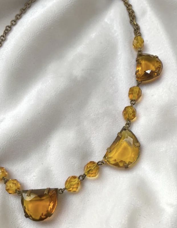 Deco Amber Glass in Open Back Metal Choker Necklace