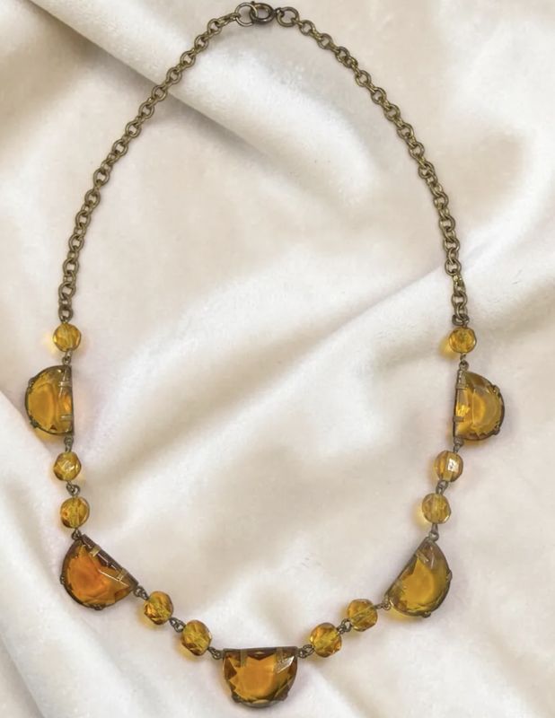 Deco Amber Glass in Open Back Metal Choker Necklace