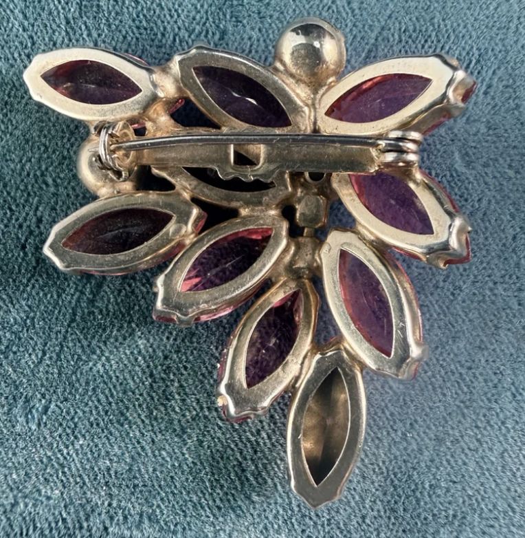 Vintage Prong Set Pink Rhinestone Brooch