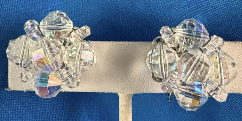 Laguna Crystal Cluster Bead Button Earring Clip On