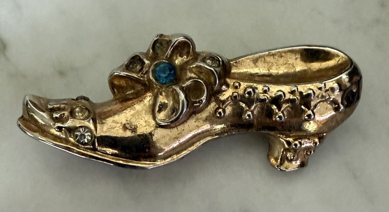 Vintage Pat Pend. Gold Tone and Rhinestone Shoe Brooch