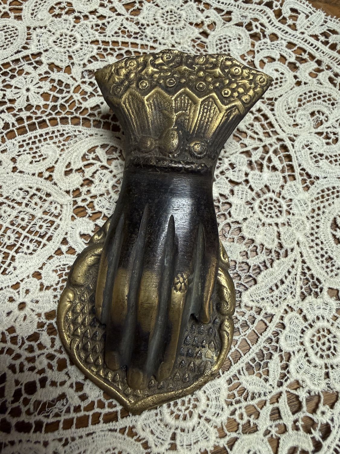 Antique Victorian Hand Clamp Clip