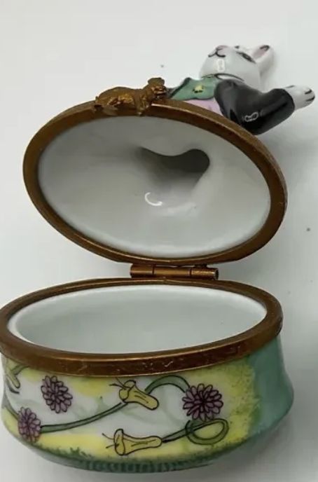 Limoges France Hand Painted Porcelain Trinket Rabbit w/.Umbrella